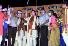 मुख्यमंत्री धामी ने देहरादून में लक्ष्मण चौक वैलफेयर सोसाइटी द्वारा आयोजित दशहरा मेला में किया प्रतिभाग