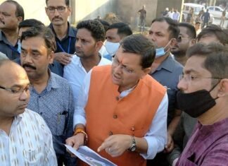 मुख्यमंत्री धामी ने खटीमा पहुंचकर विभिन्न कार्यों का किया स्थलीय निरीक्षण, अधिकारियों को दिये जरुरी निर्देश