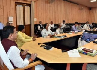 मुख्यमंत्री ने सभी जिलाधिकारियों को आपदा राहत कार्यों मे तेजी लाये जाने के दिये निर्देश