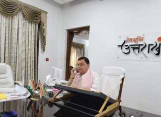 पीएम मोदी ने सीएम धामी को फोनकर उत्तराखण्ड में राहत एवं बचाव कार्यों की ली जानकारी cm-dhami