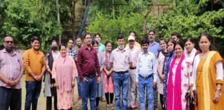 देवप्रयाग महाविद्यालय के प्राचार्य प्रो. एसपी सती के स्थानान्तरण पर भावभीनी विदाई devprayad-digree-college