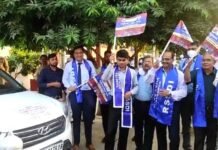 अहमदाबाद से आए डाइअबीटीज़ विजय रथ को जिलाधिकारी गौतमबुध नगर सुहास एलवाई ने झंडी दिखाकर राजघाट के लिए किया रवाना diabetes-vijay-rath-flagg-off