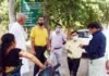 ग्रेटर नोएडा : ग्रीन बेल्ट के रखरखाव में लापरवाही करने पर लगाया एक लाख का जुर्माना, संबंधित इंजीनियर से भी मांगा स्पष्टीकरण ग्रेटर नोएडा में ग्रीन बेल्ट के रखरखाव में लापरवाही करने पर लगाया एक लाख का जुर्माना