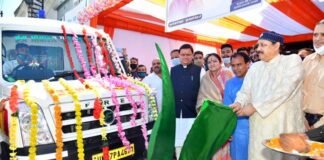 सीएम पुष्कर सिंह धामी ने द हंस फाउण्डेशन डायलिसिस केन्द्र का किया लोकार्पण, माता मंगला जी को जन्मोत्सव की बधाई दी hans-Foundation-Dialysis-Centre