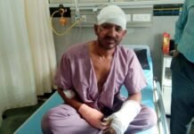 सतपुली : करंट लगने से बुरी तरह झुलसा विद्युत कर्मचारी, हंस अस्पताल में भर्ती lineman-roshan-singh-gusain