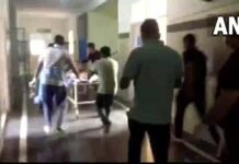 CRPF कैंप में जवान ने साथी जवानों पर चलाई गोलियां, 4 की मौत 3 घायल CRPF jawan fired at his colleagues