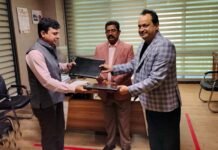 दो हफ्ते में शुरू होगा ग्रेटर नोएडा का पहला इलेक्ट्रिक वाहन चार्जिंग स्टेशन, कुल 100 चार्जिंग स्टेशन बनाने की है योजना Electric-Vehicle-Charging-Station