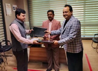 दो हफ्ते में शुरू होगा ग्रेटर नोएडा का पहला इलेक्ट्रिक वाहन चार्जिंग स्टेशन, कुल 100 चार्जिंग स्टेशन बनाने की है योजना Electric-Vehicle-Charging-Station