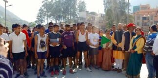 राज्य स्थापना दिवस पर रन फॉर सतपुली मैराथन का आयोजन, बालिका वर्ग में सपना व बालक वर्ग में पीयूष ने जीती दौड़