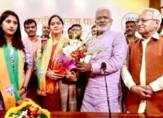 यूपी में कांग्रेस की विधायक अदिति सिंह और बसपा की वंदना सिंह ने थामा भाजपा का दामन अदिति सिंह