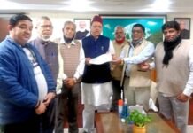 मुख्यमंत्री धामी से मिले दिल्ली एनसीआर में रह रहे उत्तराखंड राज्य आंदोलनकारी cm-dhami-in-delhi