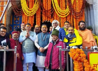 पीएम मोदी के दौरे से ठीक पहले सीएम धामी ने केदारनाथ धाम पहुंच कर, तैयारियों का लिया जायजा cm-dhami-in-kedarnath