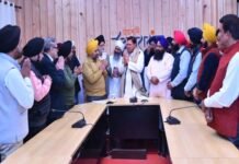 हेमकुंड साहेब रोपवे के लिए विभिन्न गुरुद्वारों के प्रतिनिधियों ने मुख्यमंत्री का जताया आभार