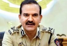 मुंबई के पूर्व पुलिस कमिश्नर परमबीर सिंह को फरार घोषित किया गया parmvir-singh-ex-Commissioner-mumbaii