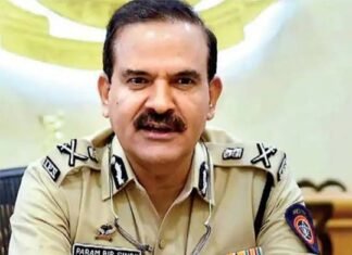 मुंबई के पूर्व पुलिस कमिश्नर परमबीर सिंह को फरार घोषित किया गया parmvir-singh-ex-Commissioner-mumbaii