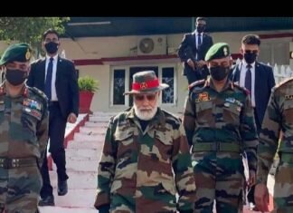 इस बार भी जवानों के बीच दीपावली मनाने राजौरी पहुंचे पीएम मोदी pm modi celebrates diwali with soldiers at rajauri