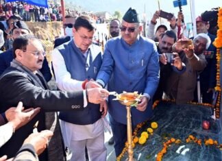 सीएम धामी एवं भाजपा के राष्ट्रीय अध्यक्ष जेपी नड्डा ने चमोली में सैन्यधाम निर्माण हेतु आयोजित शहीद सम्मान यात्रा का शुभारम्भ