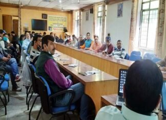 देहरादून : विद्यालय प्रबंधन समितियों के संदर्भ दाताओं का जिला स्तरीय तीन दिवसीय प्रशिक्षण जारी