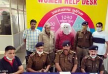 टिहरी पुलिस की नशे के विरुद्ध बड़ी कार्यवाही, 02 मामलों में 02 अभियुक्तों से लगभग 2,50,000/- कीमत की अवैध चरस बरामद tehri-garhwal-police