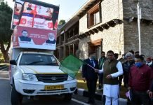 सीएम धामी ने सरकार की योजनाओं के प्रचार-प्रसार के लिए विकास रथ किए रवाना Flag-off-of-Vikas-Rath