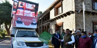 सीएम धामी ने सरकार की योजनाओं के प्रचार-प्रसार के लिए विकास रथ किए रवाना Flag-off-of-Vikas-Rath