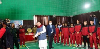 मुख्यमंत्री धामी ने उत्तराखण्ड सचिवालय बैडमिंटन क्लब द्वारा आयोजित अन्तर्विभागीय बैडमिंटन प्रतियोगिता-2021 का किया शुभारम्भ