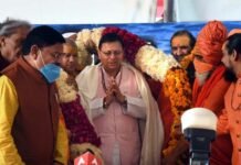 निरंजनी अखाड़ा, हरिद्वार में साधु संतों ने मुख्यमंत्री पुष्कर सिंह धामी का किया स्वागत सम्मान cm dhami Niranjani Akhara, Haridwar