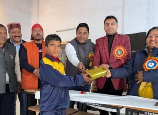 डायट पौड़ी द्वारा जीजीआईसी श्रीनगर में ब्लॉक स्तरीय छात्र उत्कर्ष प्रतियोगिता का आयोजन