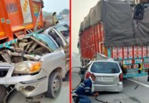 यमुना एक्सप्रेसवे पर दर्दनाक हादसा, ट्रक में जा घुसी तेज रफ्तार कार, दो युवकों की मौत, दो लोग गंभीर रूप से घायल car-accident-in-yamuna-expressway