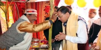 मुख्यमंत्री पुष्कर सिंह धामी ने खटीमा स्थित भारामल बाबा मंदिर में किये दर्शन
