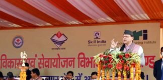 मुख्यमंत्री धामी ने रोजगार मेले का किया शुभारम्भ, 42 युवाओं को सौंपे नियुक्ति पत्र employment