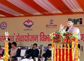 मुख्यमंत्री धामी ने रोजगार मेले का किया शुभारम्भ, 42 युवाओं को सौंपे नियुक्ति पत्र employment