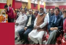 गढ़वाल हितैषिणी सभा द्वारा हेलीकॉप्टर दुर्घटना में जान गंवाने वाले CDS जनरल बिपिन रावत, उनकी पत्नी व 11 सैन्य अधिकारियों को दी गई श्रद्धांजलि