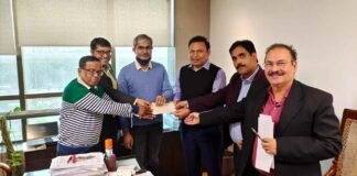 गौड़ अतुल्यम सोसाइटी निवासियों की बड़ी मांग हुई पूरी, बिल्डर ने अपार्टमेंट ऑनर्स एसोसिएशन को दिए IFMS के 3.63 करोड़ रुपये