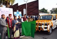 मुख्यमंत्री धामी ने हंस फाउण्डेशन द्वारा पुलिस विभाग को प्रदान किये गये वाहनों को फ्लैग ऑफ hans-foundation