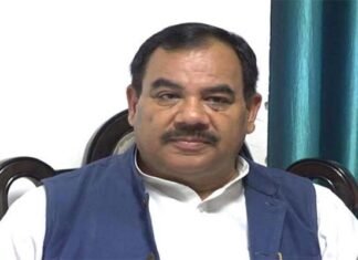 हरक सिंह रावत को भाजपा ने किया पार्टी से बर्खास्त, कांग्रेस का दामन थाम सकते हैं