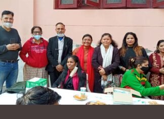 मां तारा फाउंडेशन द्वारा नोएडा जिला महिला मोर्चा के सहयोग से सेक्टर 55 में किया गया फ्री वैक्सीनेशन कैंप का आयोजन maa-tara-foundation-noida
