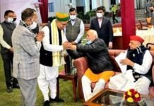 चुनावी माहौल में चर्चा : मोहन भागवत-मुलायम सिंह की मुलाकात बढ़ा गई सियासी तापमान, कांग्रेस-सपा में तकरार mulayam-singh-yadav-mohan-bhagwat