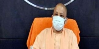 ओमिक्रॉन के खतरे को देखते हुए उत्तर प्रदेश में भी कल से नाइट कर्फ्यू, रात 11 से सुबह 5 तक आवाजाही पर रहेगी रोक night-curfew-imposed-in-UP