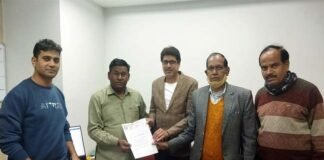 पेड़ों की छंटाई कराने को लेकर अल्फा-2 आरडब्ल्यूए पदाधिकारियों ने प्राधिकरण ऑफिस में सौंपा ज्ञापन rwa-alfa-2