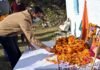 पौड़ी डीएम डॉ. जोगदण्डे ने शहीद जनरल विपिन सिंह रावत के पैतृक गांव सैणा पहुंच कर उन्हें व उनकी पत्नी को दी श्रद्धांजलि general bipin rawat village in garhwal