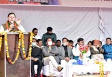 श्रीनगर वासियों के लिए खुशखबरी : अब 20 हजार लीटर पानी मिलेगा फ्री, मुख्यमंत्री धामी ने की घोषणा Srinagar residents will get 20 thousand liters of water free