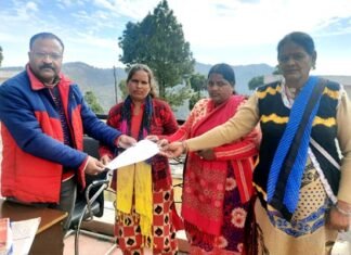 विकासखण्ड कल्जीखाल में युवा महोत्सव एवं ऋण वितरण कार्यक्रम स्थगित होने की सूचना न मिलने पर ग्रामीणों में रोष yuva-mahotsav