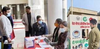 कोरोना से बचाव के लिए ग्रेनो प्राधिकरण ने उठाए कई कदम, प्राधिकरण के दोनों प्रवेश द्वारों पर बनाये कोविड हेल्प डेस्क covid help desks at the entrances