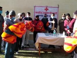 भारतीय रेड क्रॉस सोसाइटी के तत्वाधान में जिला चिकित्सालय पौड़ी में रक्तदान शिविर का आयोजन Indian Red Cross Society Pauri