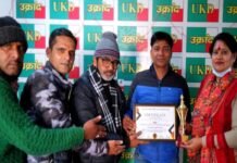 गोवा इंटरनेशनल फ़िल्म कॉम्पिटिशन 2021 मे उत्तराखंड के विरेन्द्र सिंह रावत की फ़िल्म को मिला बेस्ट डॉक्यूमेंट्री फ़िल्म अवार्ड 2021, 38 देशों की 700 फिल्मे थी शामिल Journey-of-footballer-Virendra rawat