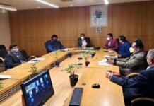 ग्रेटर नोएडा : कोरोना में सोशल डिस्टेंसिंग का पालन कराने की तैयारी, दुकानों के आगे फिर से बनेगा घेरा Social Distancing