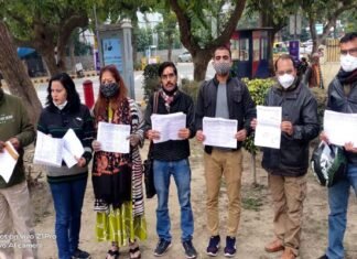 उत्तराखंड में सख्त भू-कानून लागू करवाने को लेकर भू-कानून संघर्ष समिति दिल्ली-एनसीआर द्वारा चलाये जा रहे हस्ताक्षर अभियान पर समीक्षा बैठक bhu-kanoon-sangharsh-samiti