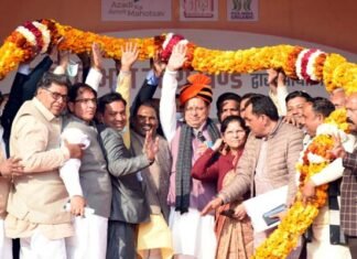 सीएम धामी ने झबरेड़ा विधानसभा क्षेत्र में किया 13 योजनाओं का लोकार्पण तथा 121 योजनाओं का शिलान्यास