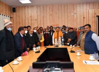 मुख्यमंत्री से प्रदेश उद्योग व्यापार मण्डल के सदस्यों ने की भेंट मुख्यमंत्री उद्योग व्यापार मण्डल